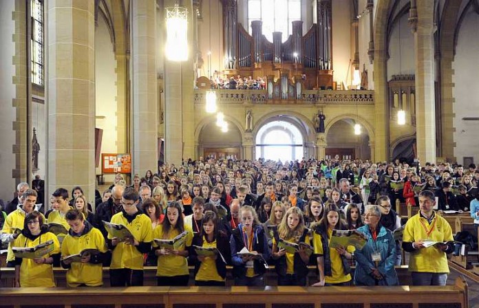 Rund 730 junge Sängerinnen und Sänger der „Pueri Cantores“ sind bis Sonntag in Speyer.