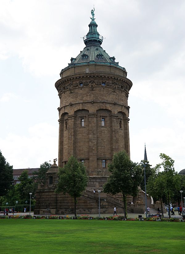 Der Mannheimer Wasserturm