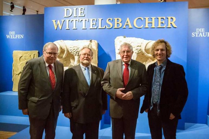 Dr. Bernhard Vogel, Ministerpräsident a.D beim Besuch in Mannheim (3.v.l.)