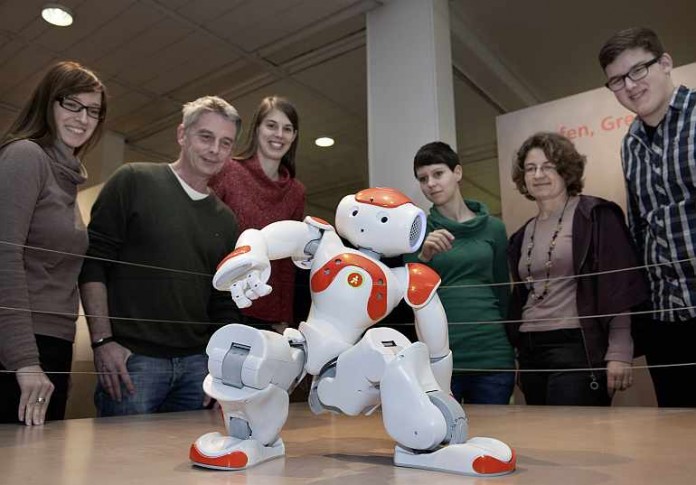 Für den Nao-Roboter wird ein Name gesucht.