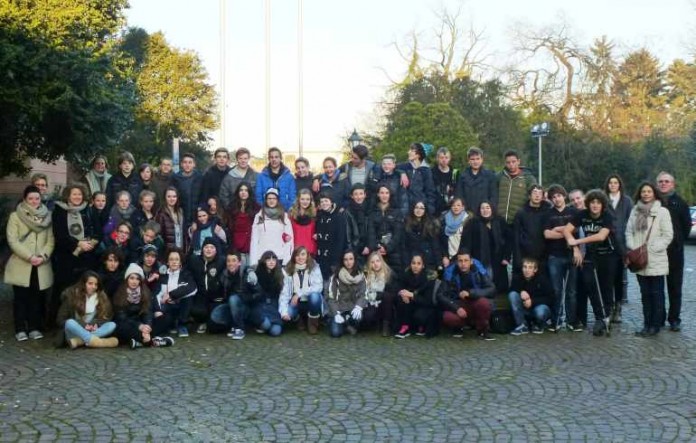 Schüler aus dem Collège Clovis Hugues in Cavaillon, sind derzeit zu Gast in Weinheim
