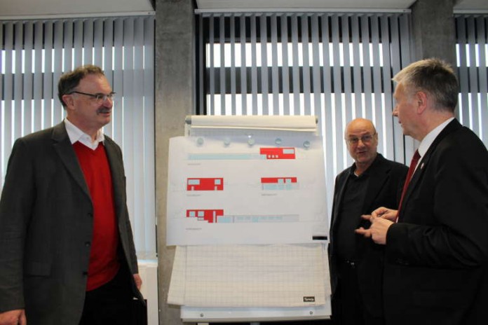 links Theo Düppre mit Walfried Weber und Dr. Klaus Weichel