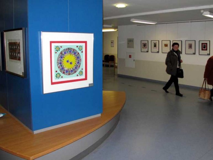 Schon seit 1992 gehört Kunst untrennbar zu den Neckar-Odenwald-Kliniken in Buchen. Derzeit läuft noch einen Ausstellung von Christoph Menger, ab Februar wird Michael Kowarik Luftbildschrägaufnahmen zeigen.