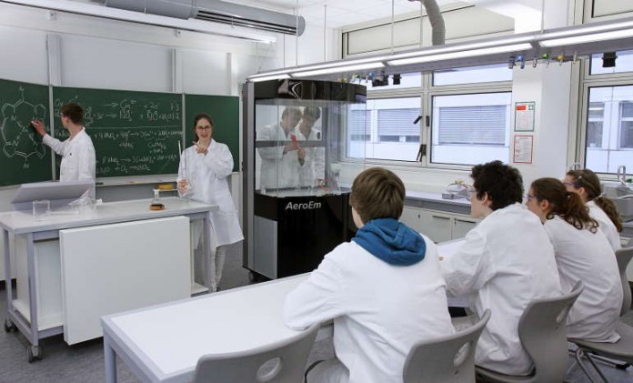 img-91462-Lehramtsausbildung_Chemie_20140210_Presse_Foto_Thomas_Koziel.jpg