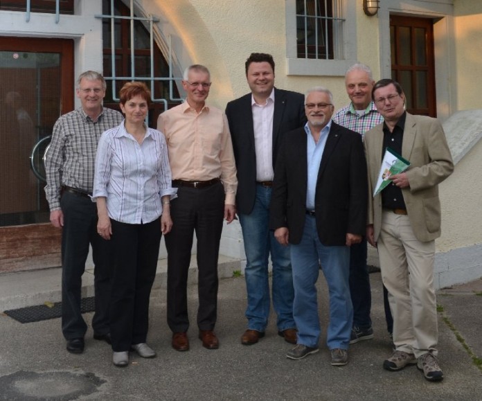v. l.: Manfred Bühler, Heidrun Günther (Leiterin Kultur- und Veranstaltungsmanagement Hohenstein-Ernstthal), OB Dieter Gummer, OB Lars Kluge, BM a.D. Werner Zimmermann, Peter Busch, Uwe Gleißberg.