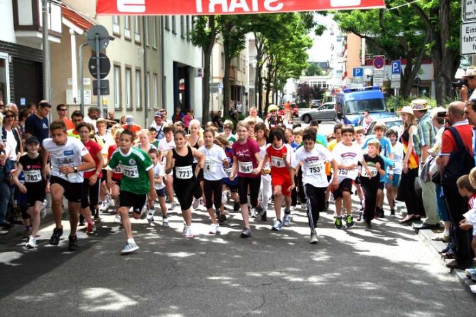 Erfreut sich großer Beliebtheit: Der Frankenthaler Strohhutfestlauf 2014