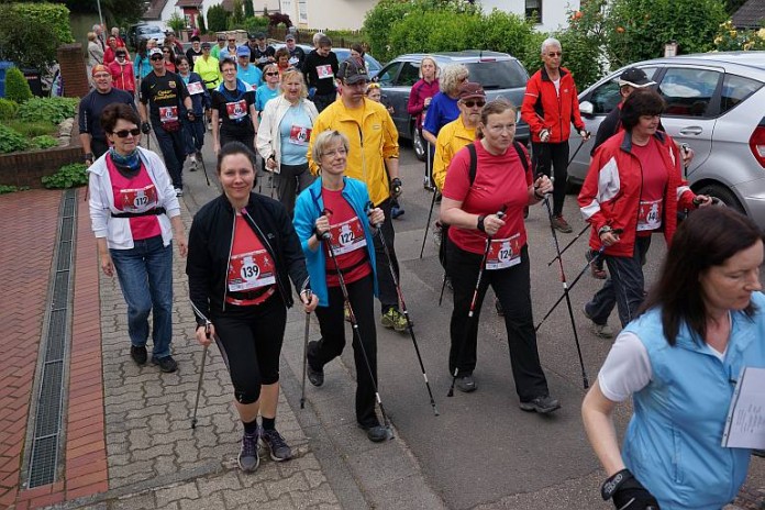 Foto vom Start des 10-km-Laufs.