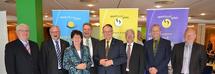 Walter Benz, Stefan Leim, Elke Rottmüller, Dr. Ulrich Becker, Dieter Noppenberger, Hartmut Emrich, Martin Schwarzweller und Dieter Krieger.