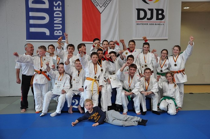 JSV-Sieger bei den Pfälzischen Einzelmeisterschaften der U 15 im Judomaxx