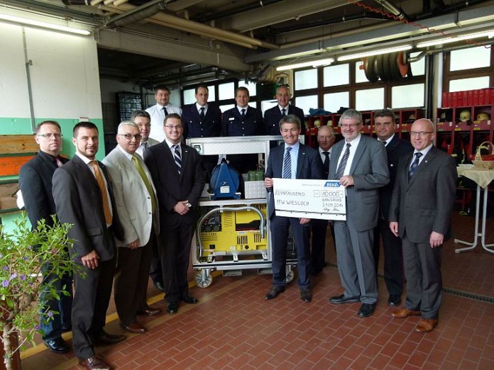Spendenübergabe des BGV/Badische Versicherungen an die Freiwillige Feuerwehr Wiesloch