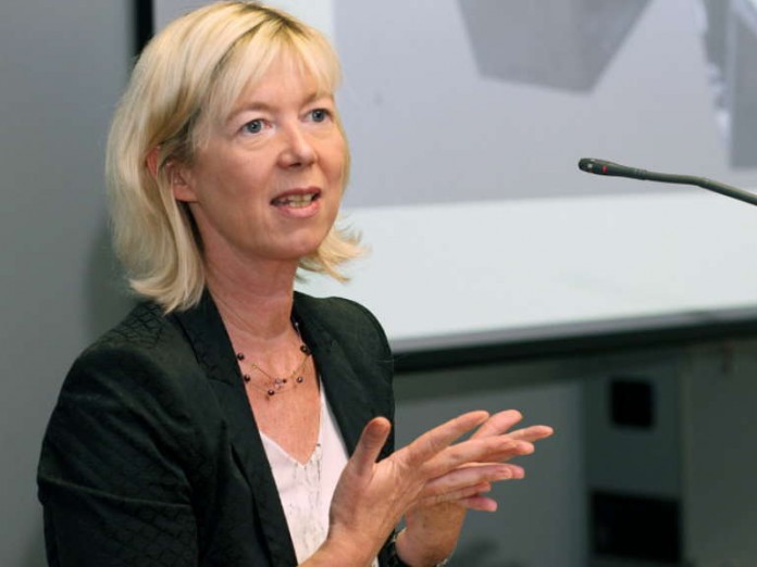 Ministerin Doris Ahnen anlässlich der Eröffnung von KOMMS