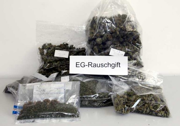 Ein Erfolg für die Ermittler - Bei Durchsuchungen wurden grosse Mengen Rauschgift sichergestellt