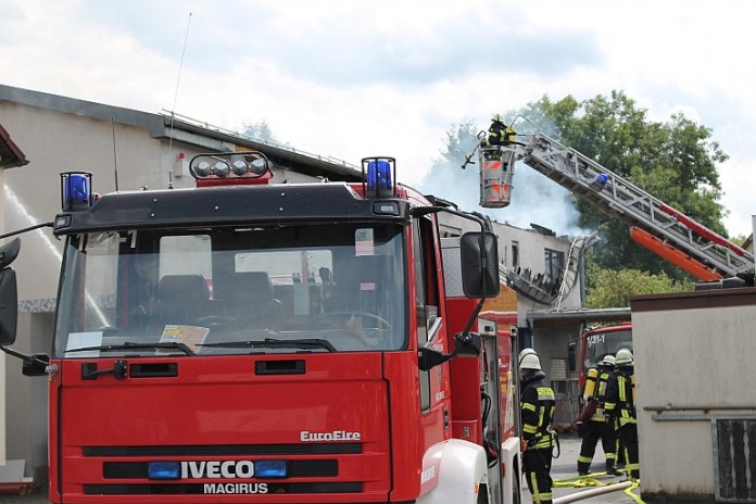 In Lörzenbach brannte eine Werkstatt.