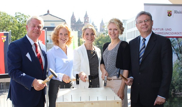 OB Kissel Worms, Deutsche Weinkönigin, Rheinhessische, Pfälzische Weinkönigin, SGD-Präsident Seimetz