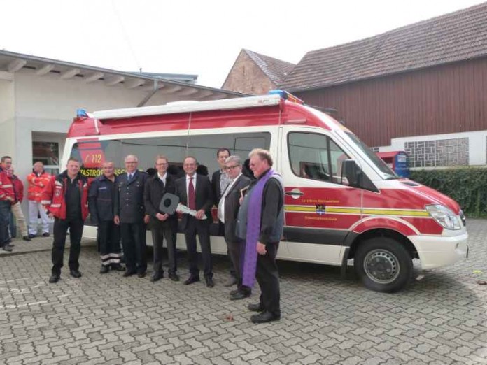 Übergabe des ELW an den MHD.