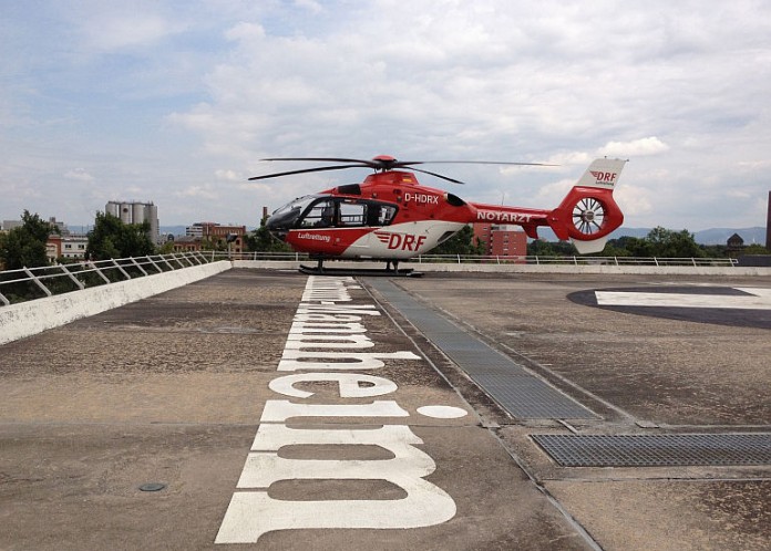 Christoph 53 auf Klinikdach