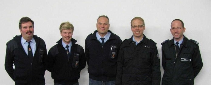 v.l.: stellvertretende Wehrführer Thomas Hund und Philip Jung, Wehrführer Volker Anton, stellvertretetende Wehrleiter Andy Haag und Bernd Sturn.