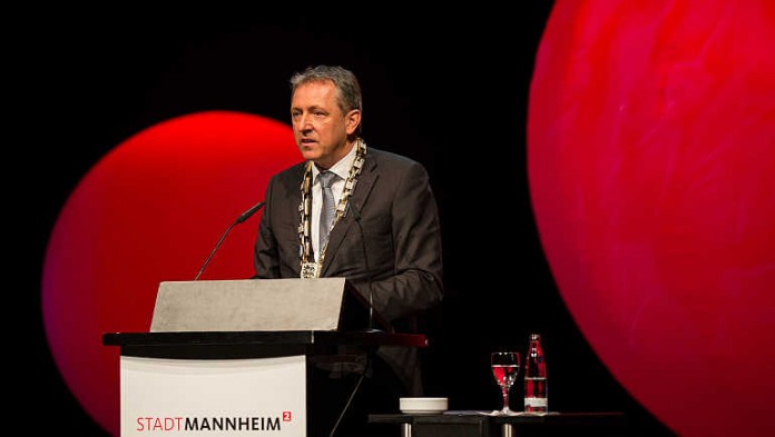 OB Dr. Peter Kurz bei seiner Neujahrsansprache