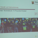 Die Sterne markieren vermummte „Fußballfans“ beim Spiel FCK : KSC am 04.10.2014