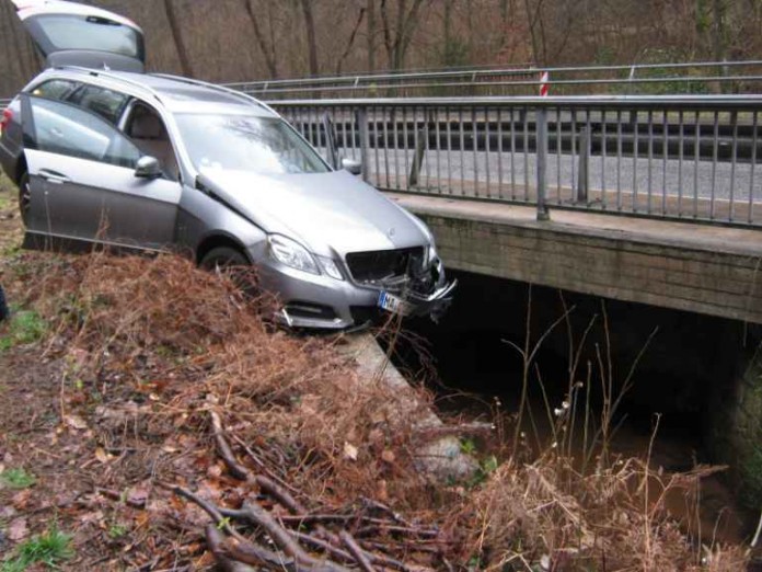Bei dem Verkehrsunfall entstand Sachschaden