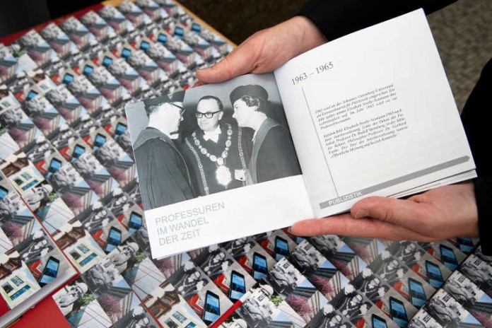 Zum Jubiläum hat das Institut für Publizistik die Broschüre „50 Jahre Publizistik in Mainz“ veröffentlicht