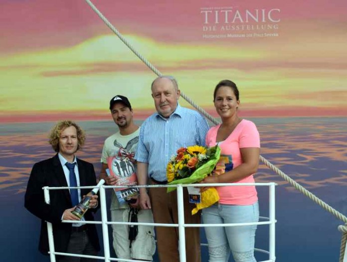 v.l.n.r.: Museumsdirektor Alexander Schubert, Steven Vetter, Vorstandsvorsitzender Werner Schineller, Melanie Müller