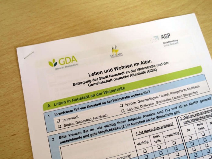 1.500 Bürgerinnen und Bürger erhalten in den kommenden Tagen diesen Fragebogen
