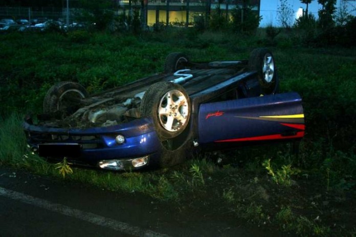 Zu hohe Geschwindigkeit vermutet die Polizei als Unfallursache