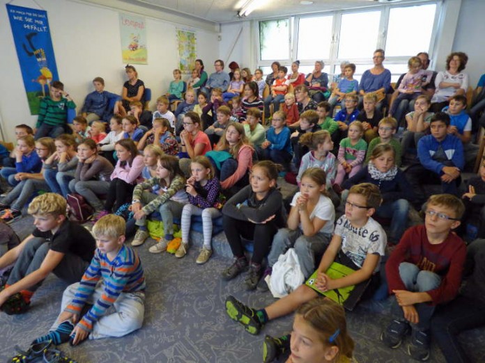 Ein lebendiges Abschlussfest erlebten die Teilnehmer des Lesesommers in der Stadtbibliothek