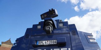 Wasserwerfer der rheinland-pfälzischen Polizei (Foto: Holger Knecht)