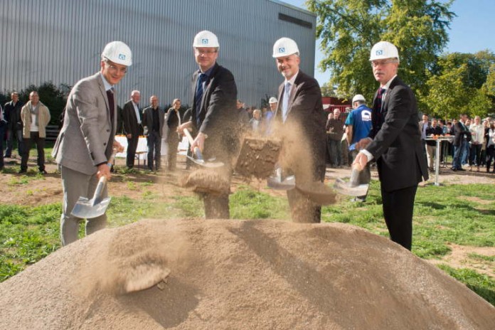 (v. l.): Univ.-Prof. Dr. Tobias Reich, Univ.-Prof. Dr. Dirk Schneider , Univ.-Prof. Dr. Georg Krausch, Univ.-Prof. Dr. Frank Rösch