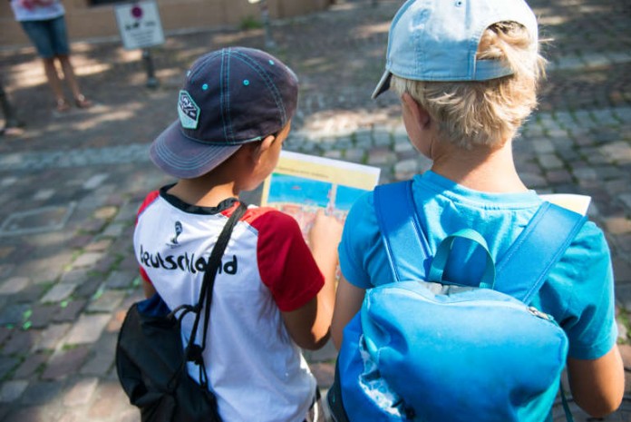 Auf Ausflügen Heidelberg erkunden: Flüchtlingskinder konnten in diesem Jahr kostenlos an den Ferienpass-Angeboten der Stadt Heidelberg teilnehmen