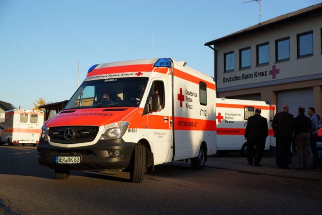 Kurz nach der Übergabe wurde der Rettungswagen aus Maximiliansau zu einem Einsatz alarmiert