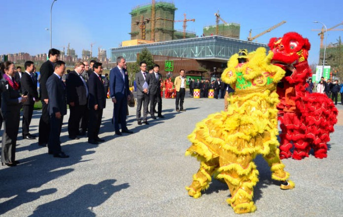 Der traditionelle chinesische Löwentanz soll Glück bringen