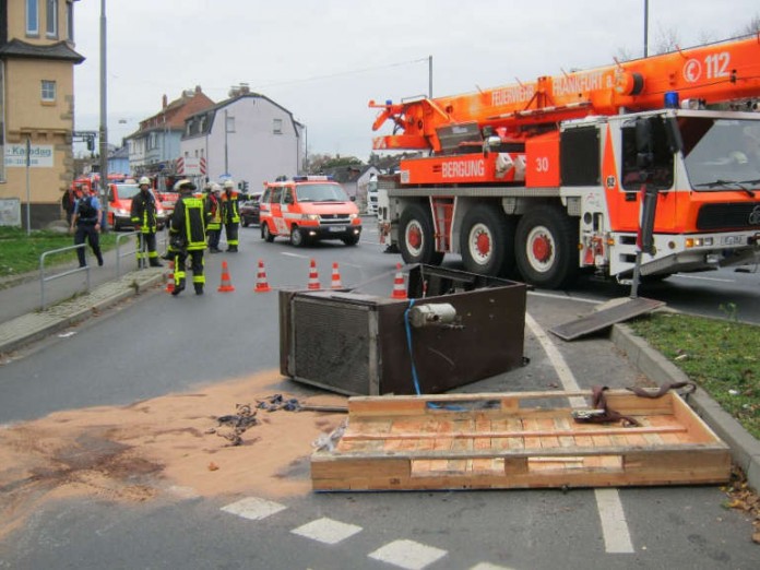 Ein Kompressor befand sich auf der Straße
