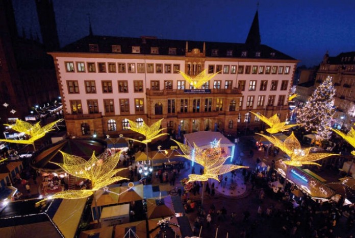 Der Wiesbadener Sternschnuppen Markt (Foto: Paul Müller)