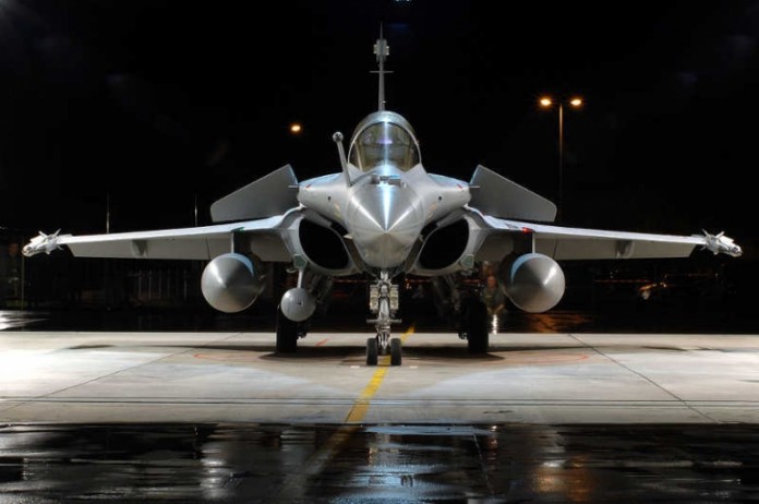 Französisches Kampfflugzeug Dassault Rafale