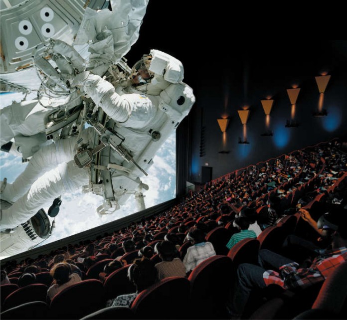 Der Zuschauerraum im IMAX 3D Filmtheater Sinsheim