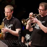 Maximilian Kohns (Altsaxophon) und Tobias Weber (Trompete)