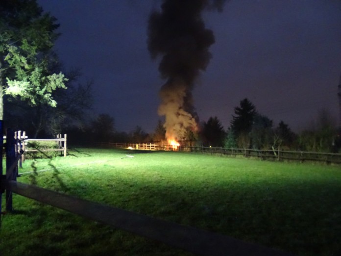 Ein Wohngebäude stand in Vollbrand