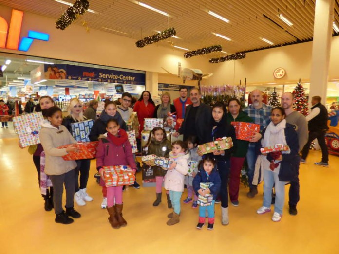 Weihnachtsgeschenke für bedürftige Kinder