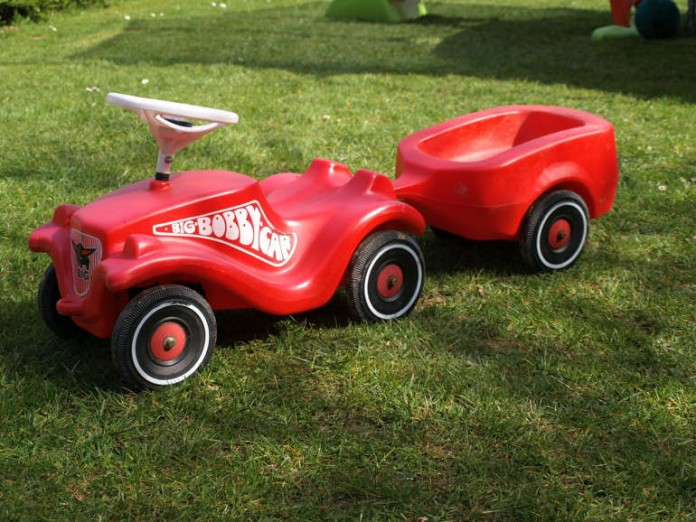 Bobbycars (z.B.) würden mit der Einführung des neuen Wertstoffgesetz unter die Produktverantwortung fallen