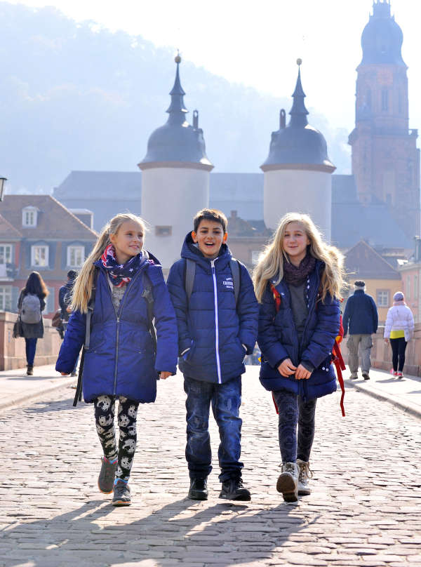 Titelfoto des Heidelberger Schulwegweisers 2016