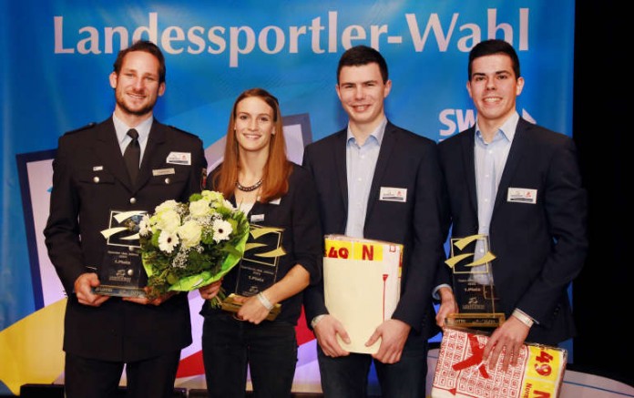 Die rheinland-pfälzischen Sportler des Jahres (v.l.) Kai Kazmirek (LG Rhein-Wied), Ricarda Funk ( KSV Bad Kreuznach) sowie die als Team ausgezeichneten Kunstradfahrer André und Benedikt Bugner (RSV Klein-Winternheim) freuen sich über die Ehrung
