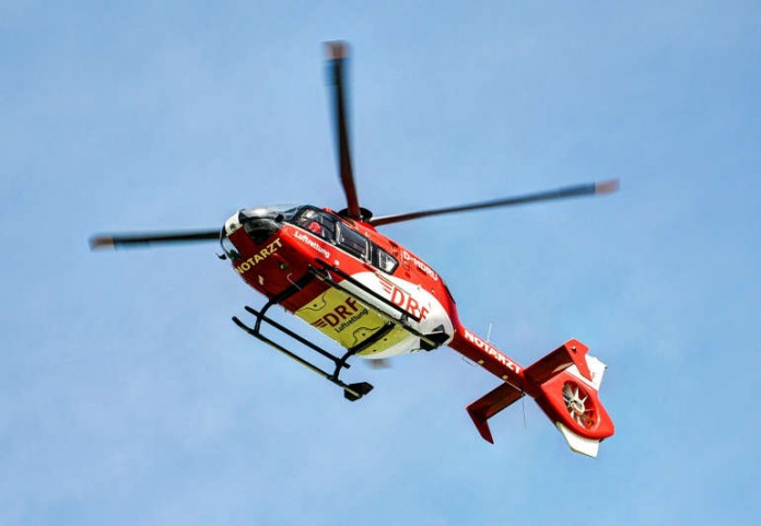 Der Rettungshubschrauber zieht zeitweise an den Flughafen um