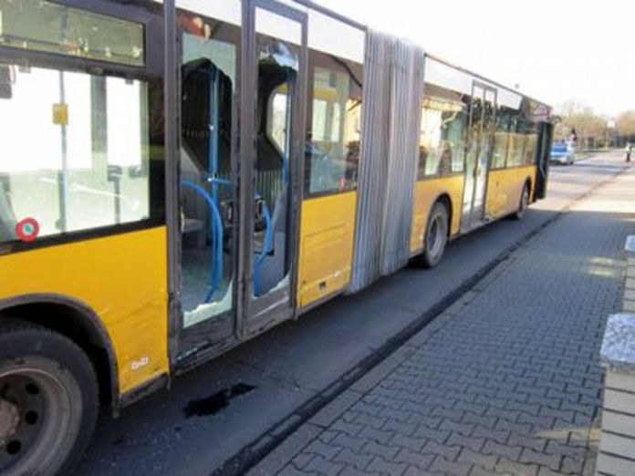 Der am Unfall beteiligte Schulbus