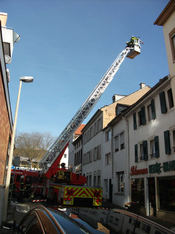 Die Drehleiter war in Bereitschaft