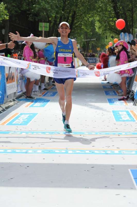 Siegerin des Marathon bei den Frauen: Kateryna Karmanenko (Foto: Sportonline)