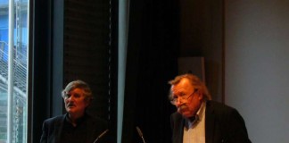 Raimind Fellinger (links) und Peter Sloterdijk im Vortragssaal des ZKM Karlsruhe