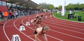 Am Beginn der ersten "Langen Laufnacht" am 20.Mai 2016